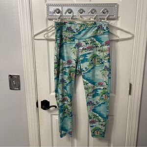 Crown & Ivy Sport Island Vacation Tropical Leggings